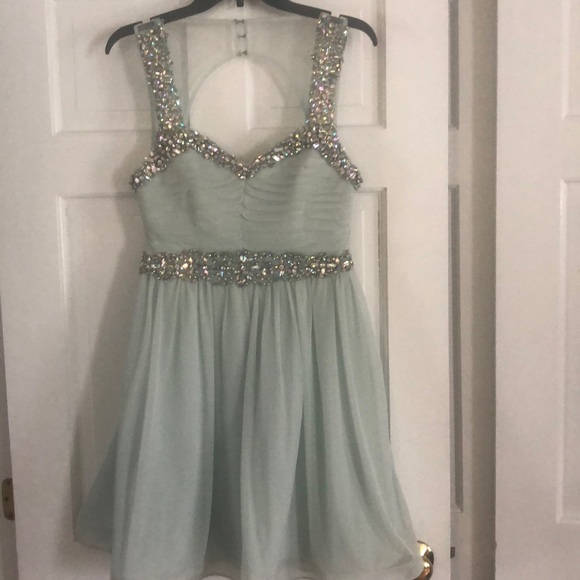My Michelle Semi- Formal Dress - Picture 1 of 5